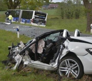 تصادف با خودروی گرانقیمت